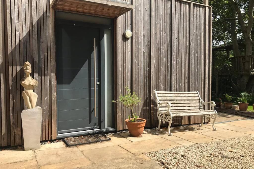 Garden Hideaway, Self-Contained, Edge Of Bath Leilighet Eksteriør bilde