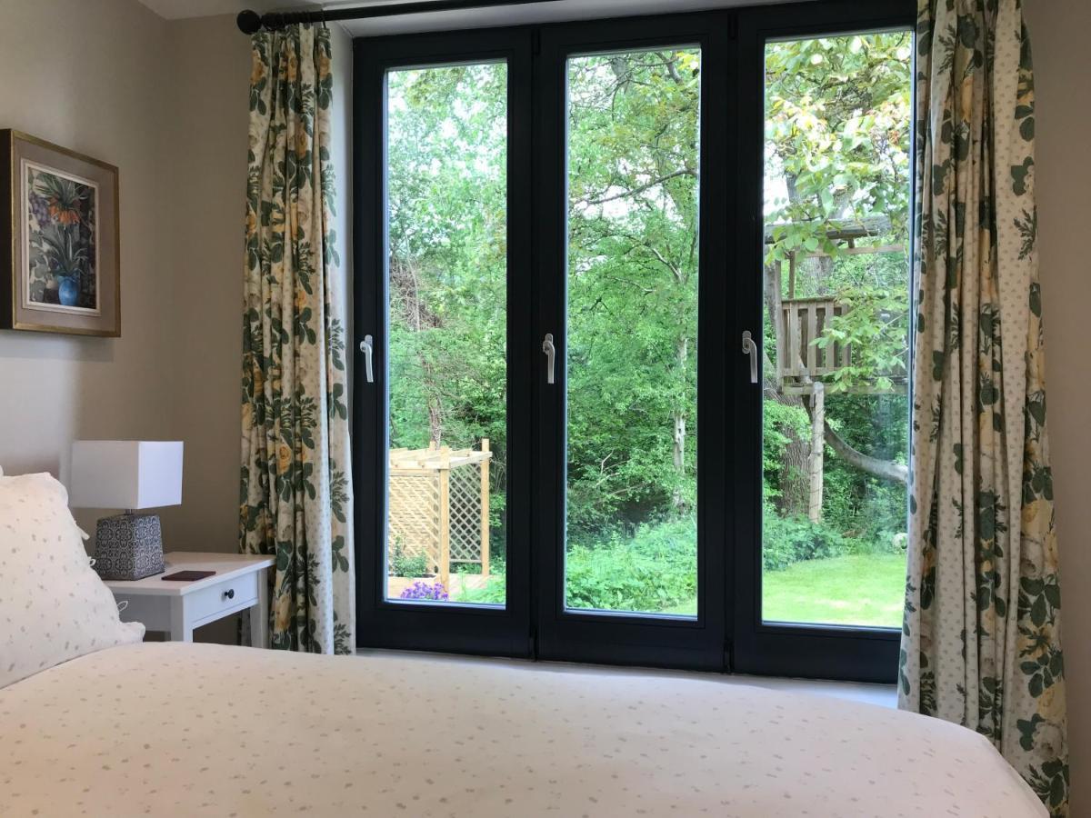 Garden Hideaway, Self-Contained, Edge Of Bath Leilighet Eksteriør bilde