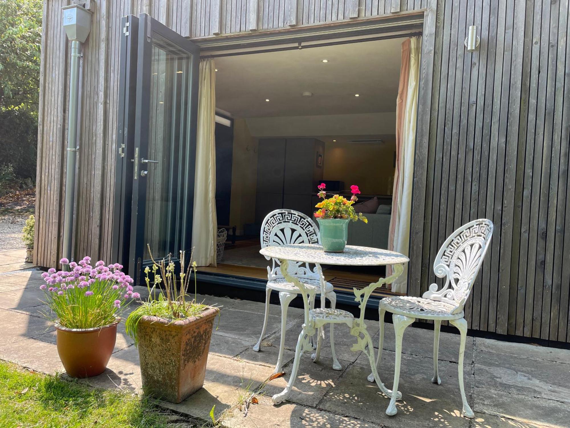 Garden Hideaway, Self-Contained, Edge Of Bath Leilighet Eksteriør bilde